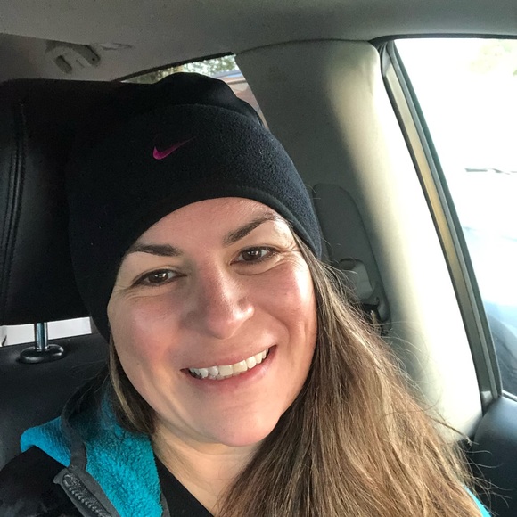 Meet your Posher, Brooke - Picture 3 of 6